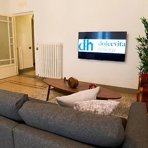 https://alfani-apt-dolcevita-holiday.it-tuscanyhotel.com