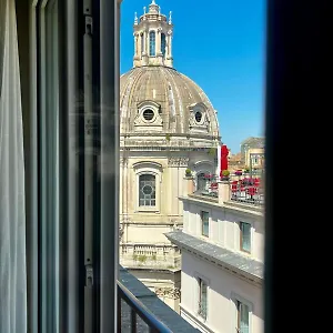 https://elegant-and-luxury-apartment-altare-della-patria.it-romehotels.com