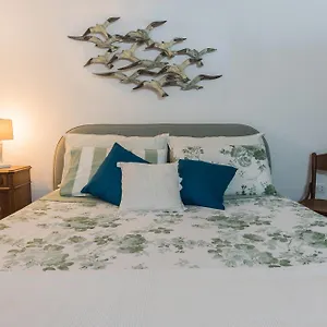 https://casa-gaia-piombino.it-tuscanyhotel.com